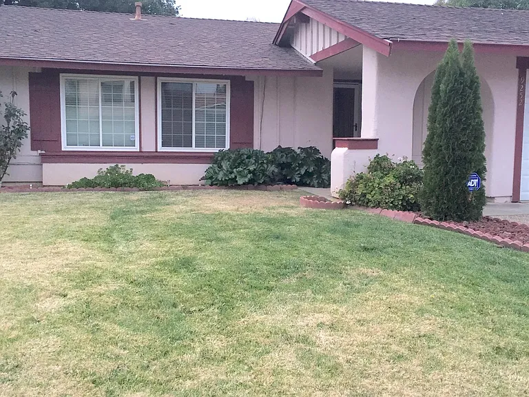9252 Premier Way — Photo 20