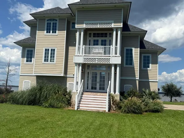171 Royal Tern Way, Hertford, NC 27944