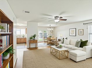 536 Del Mar Dr, Ponder, TX 76259