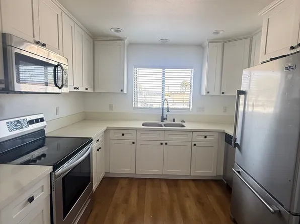 1518 E 3rd St. in Long Beach, 1518 E 3rd St #32, Long Beach, CA 90802