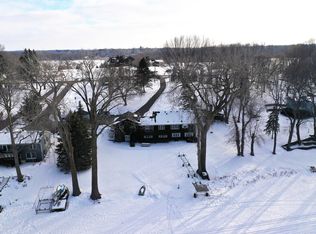 28852 Glader Blvd, Lindstrom, MN 55045