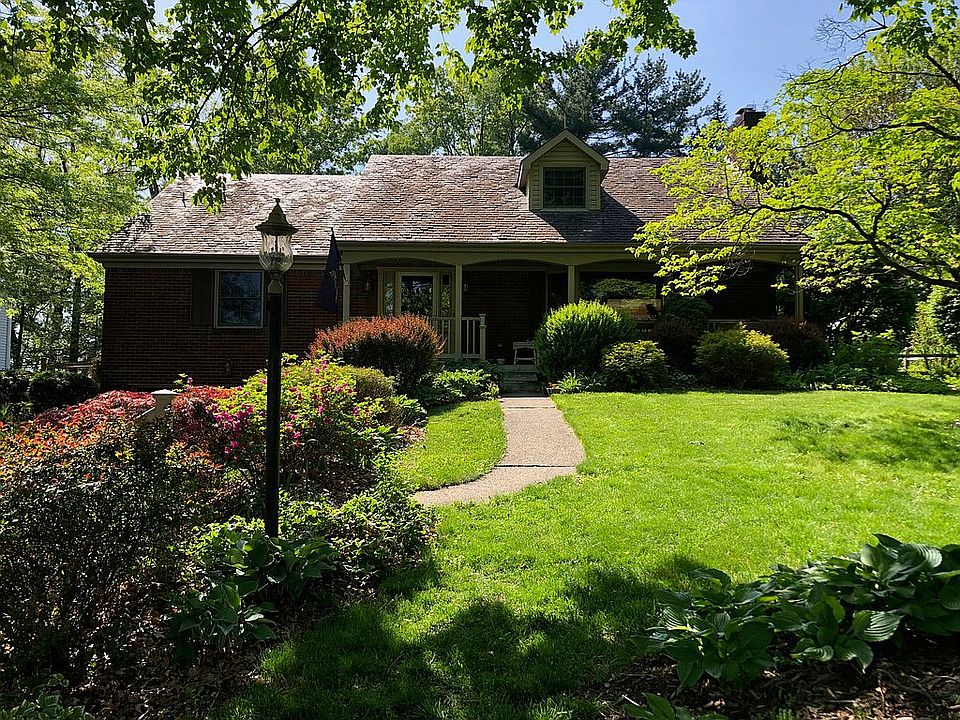 1st image of 485 Miranda Rd