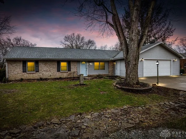 4227 Darr Dr, Oxford, OH 45056