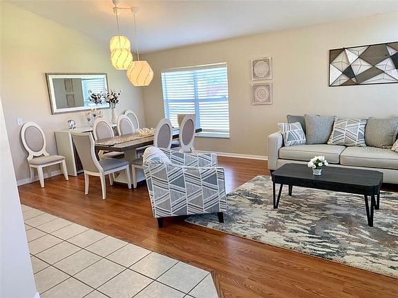 2nd image of 508 Solana Cir