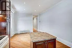1098 Bathurst St — Photo 10