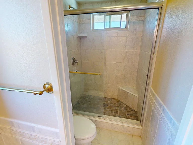 2431 Deerfield Ct — Photo 26