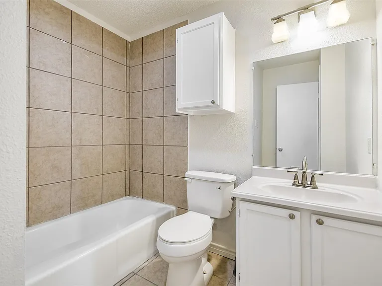 526 Cutty Trl #A — Photo 10