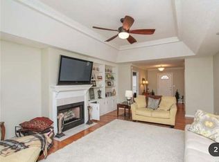 1352 Dickerson Bay Dr, Gallatin, TN 37066