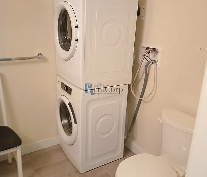 257-1 Hemlock St #523 — Photo 9
