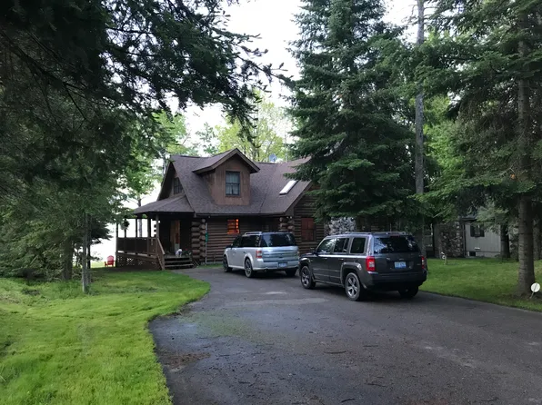 460 Brien Ln, Indian River, MI 49749