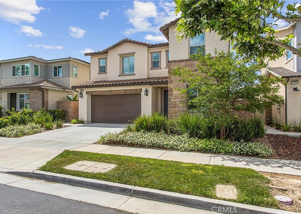 1st image of 2662 E Penelope Ln