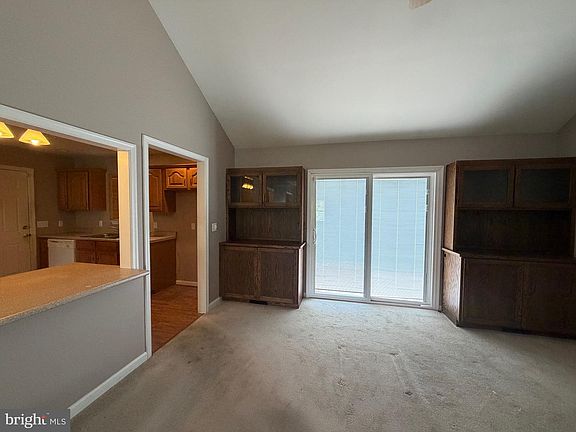 4th image of 8754 Lynch Dr