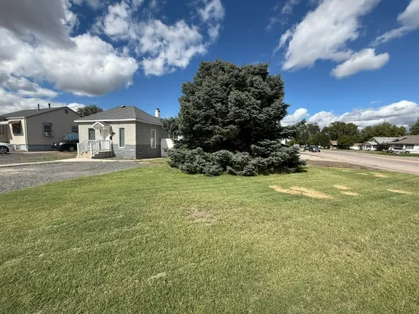 710 M St, Gering, NE 69341