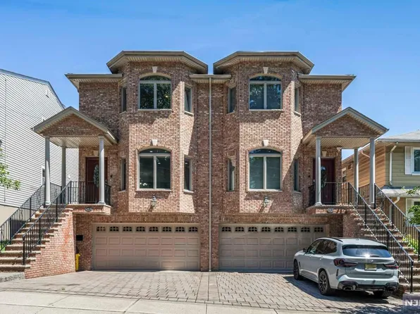 316A 6th St #A, Palisades Park, NJ 07650