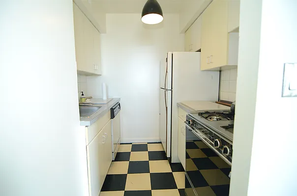 Rented by One Eleven Residential, Inc. | media 19