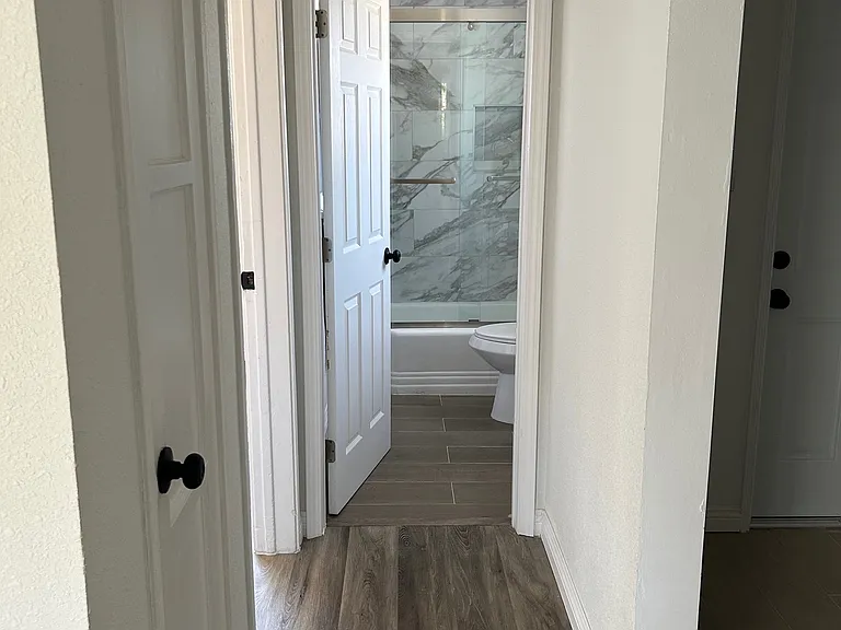 280 S Sadler Ave #2 — Photo 16