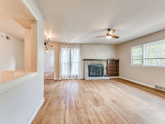4th image of 4369 S Yale Ave
