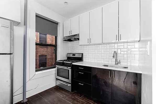 Rented by Douglas Elliman | media 9