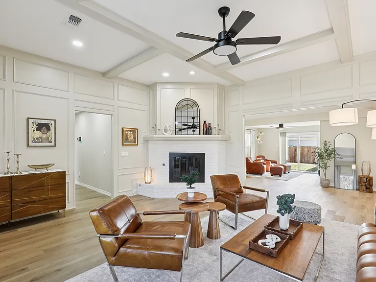 2732 Deep Valley Trl — Photo 4