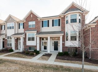 28W062 Shelburne Farms Dr, Winfield, IL 60190