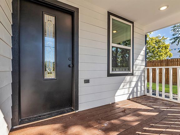 5th image of 3441 McGowen St