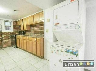 511 Maple St #2L, Brooklyn, NY 11225