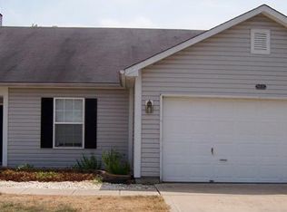 8433 Country Meadows Dr, Indianapolis, IN