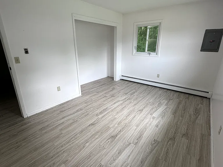 367 Belwood Ave #2 — Photo 4