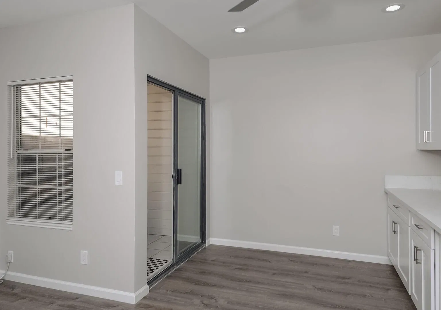 1 bed, 524 sqft, $2,200 — Photo 3