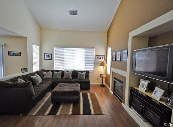 4th image of 14820 Bouquet Ct
