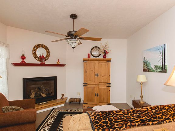 5th image of 70092 Beach Dr