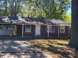 1600 Keelen Dr, Saint Louis, MO 63136