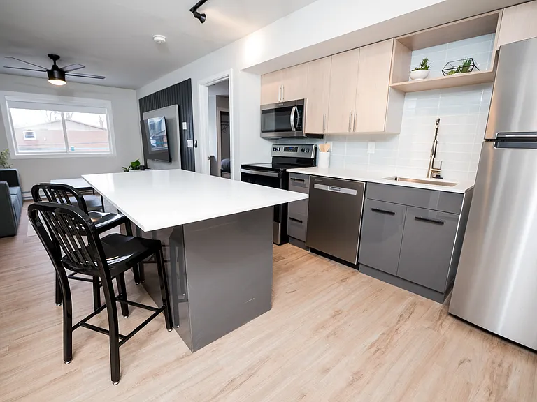 1004 W Main St #307 — Photo 4