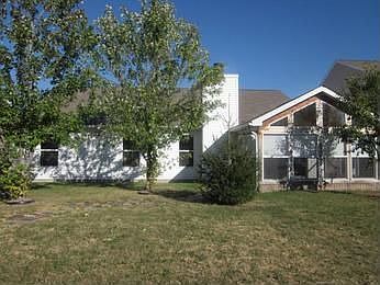 4th image of 194 Equestrian Dr