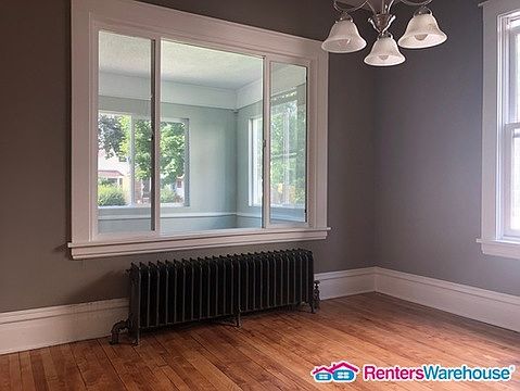 3rd image of 3533 Blaisdell Ave