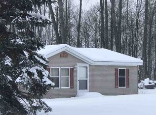 633 N East St, Boyne City, MI 49712