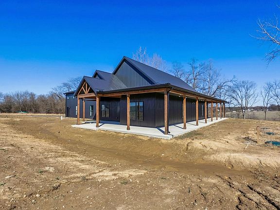 3rd image of 7836 Basil Rd NW