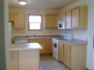 604 Meadow View Rd, Mount Horeb, WI 53572