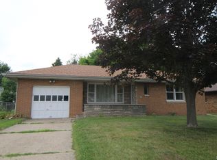 3913 N Grand Blvd, Peoria, IL