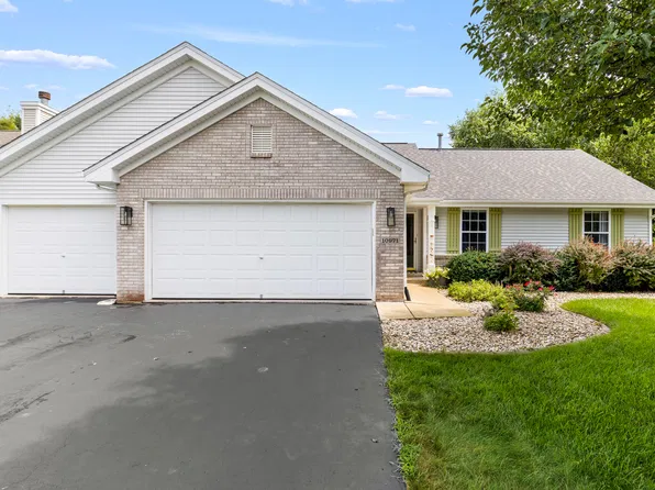 10971 Dixon Pines Cir, Machesney Park, IL 61115