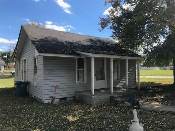811 Lynchburg Rd, Manchester, TN 37355