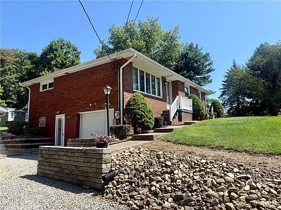 3rd image of 151 Huntingdon Rd