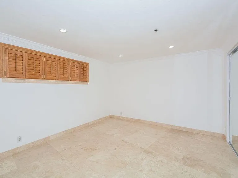 1035 S Federal Hwy #406 — Photo 55