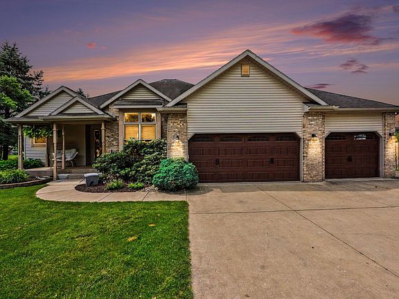 3rd image of 12265 Riverside Dr