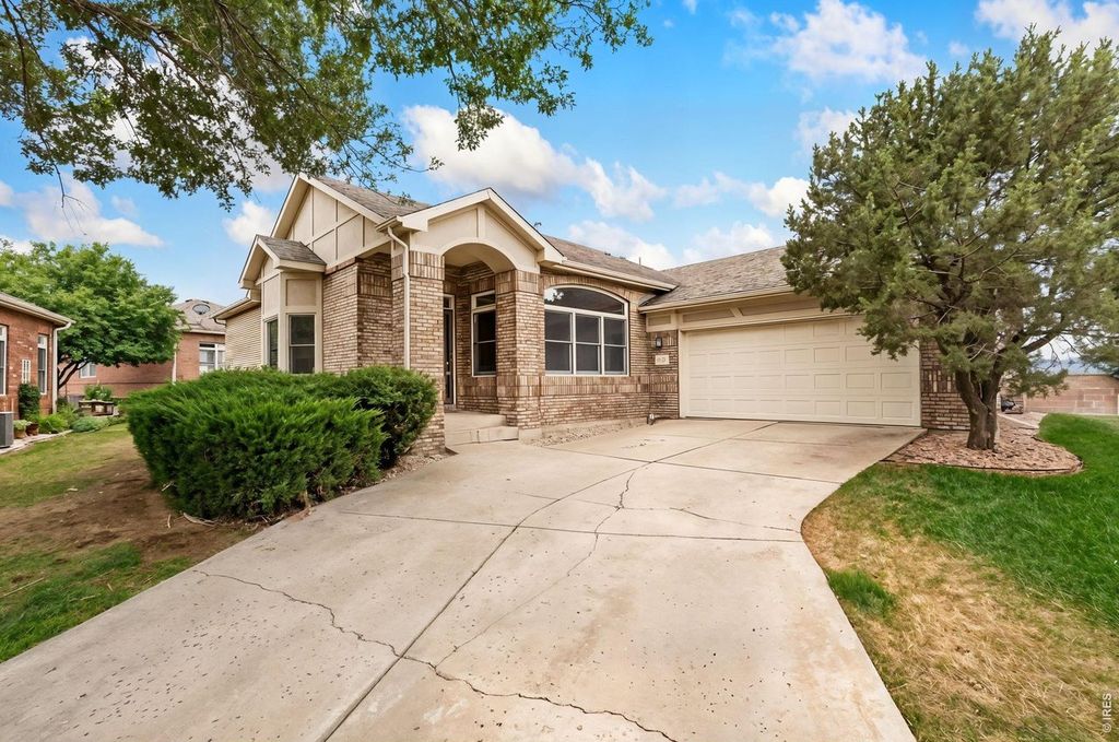 5179 Torrey Pines Ct
