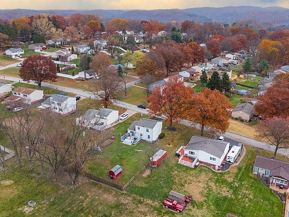 4th image of 213 Meadowood Dr