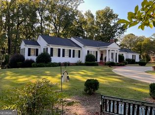 111 Highland Dr, West Point, GA 31833