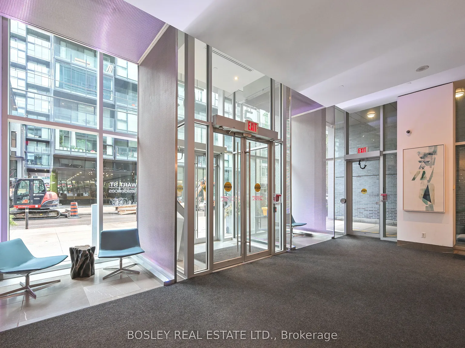 The Thompson Residences — Photo 3