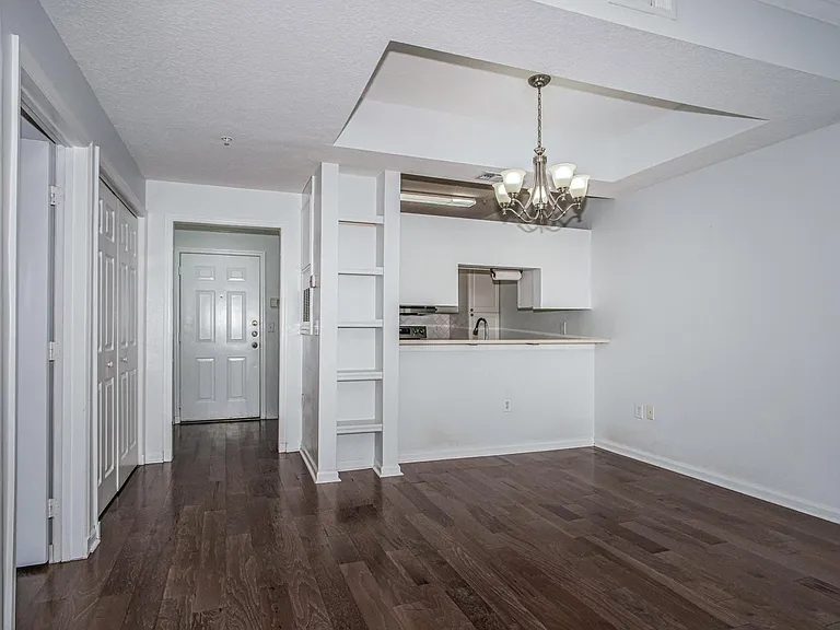 800 S Dakota Ave #240 — Photo 4