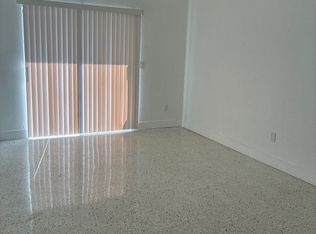 930 SW 31st Ave APT 5, Miami, FL 33135